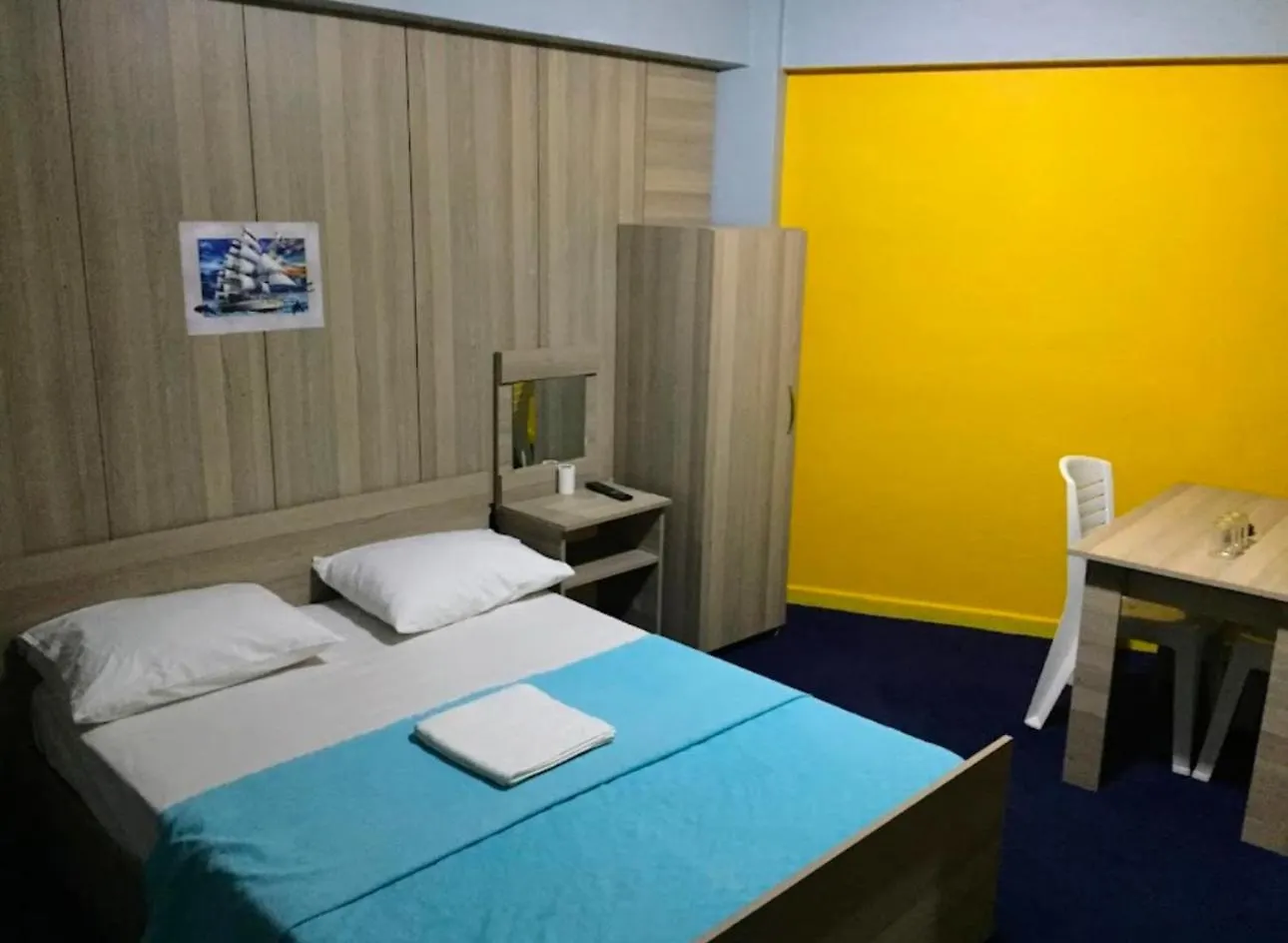 ホテル Yeni Yildiz Otel Menemen