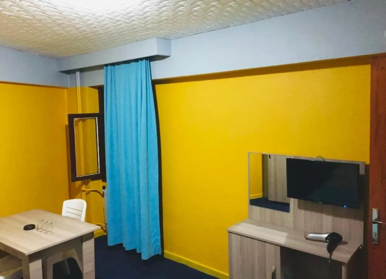 Yeni Yildiz Otel Menemen トルコ